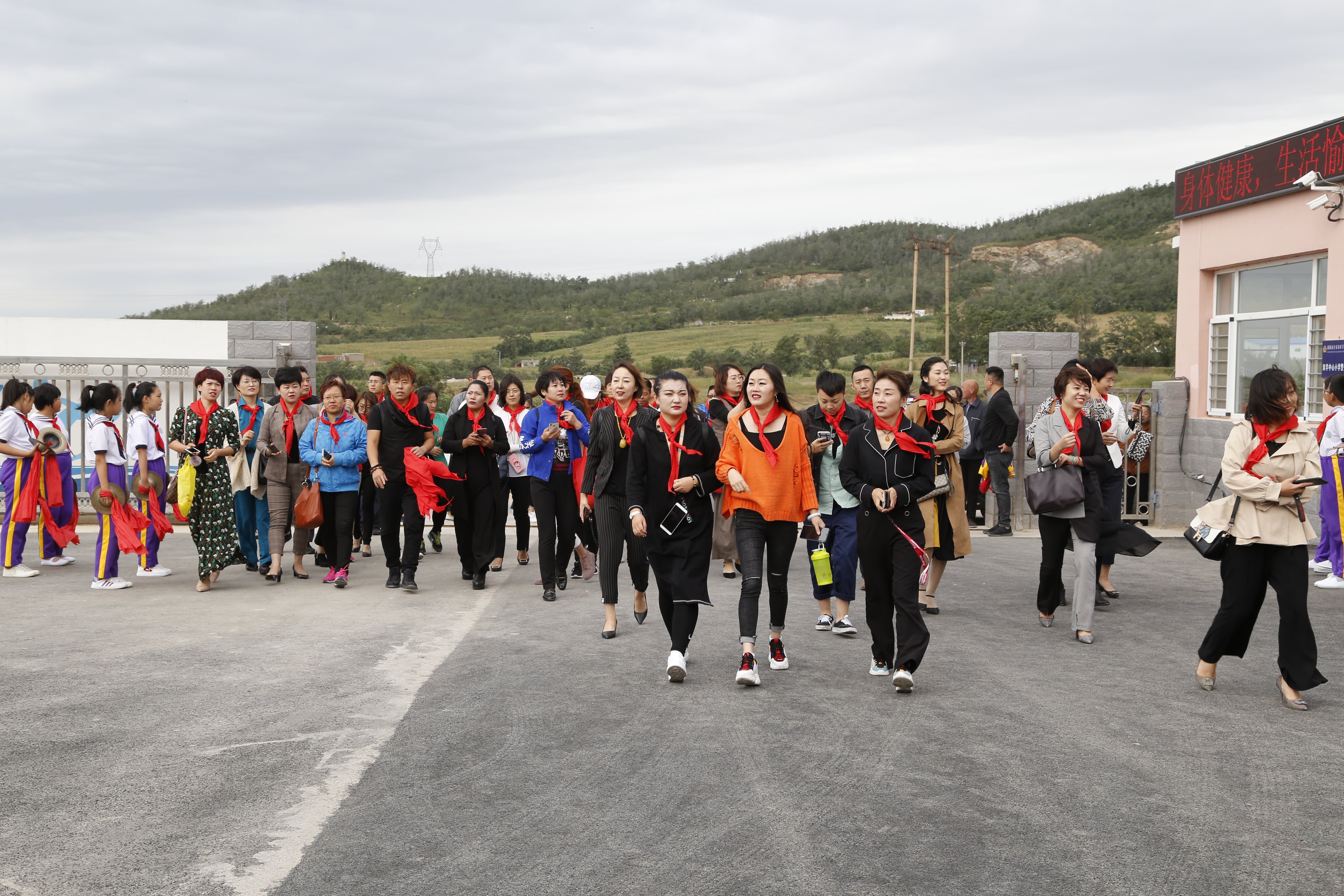 第163所 凌海市双羊镇九游体育(NineGameSports)官方网站孙翔宇小学 第163所 凌海市双羊镇九游体育(NineGameSports)官方网站孙翔宇小学