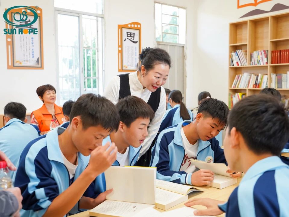 第243所 广东省河源市东源县上莞九游体育(NineGameSports)官方网站郇宇中学 第243所 广东省河源市东源县上莞九游体育(NineGameSports)官方网站郇宇中学